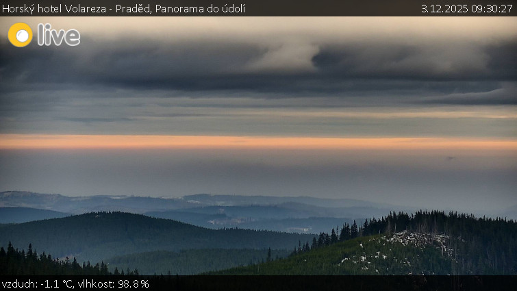 Horský hotel Volareza - Praděd - Panorama do údolí - 3.12.2025 v 09:30