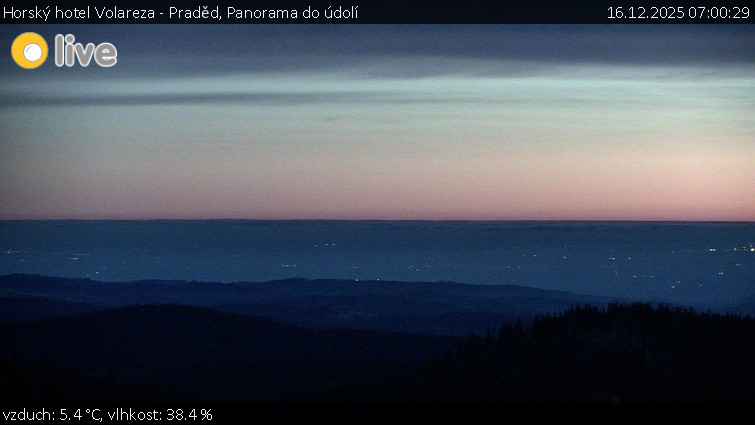 Horský hotel Volareza - Praděd - Panorama do údolí - 16.12.2025 v 07:00