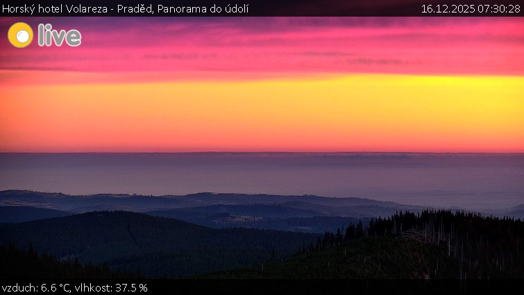 Horský hotel Volareza - Praděd - Panorama do údolí - 16.12.2025 v 07:30