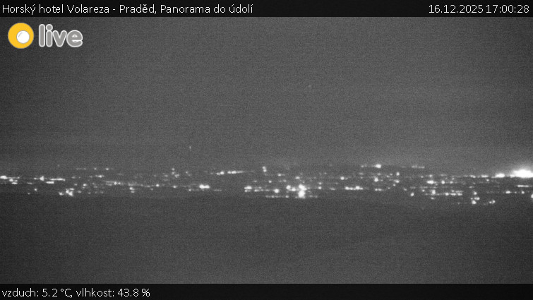 Horský hotel Volareza - Praděd - Panorama do údolí - 16.12.2025 v 17:00