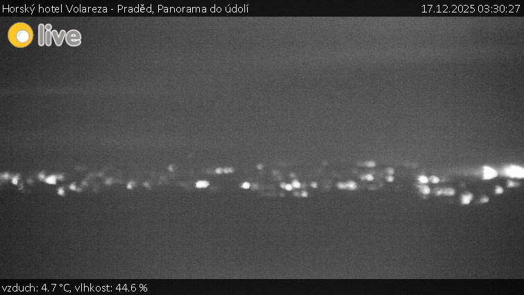 Horský hotel Volareza - Praděd - Panorama do údolí - 17.12.2025 v 03:30