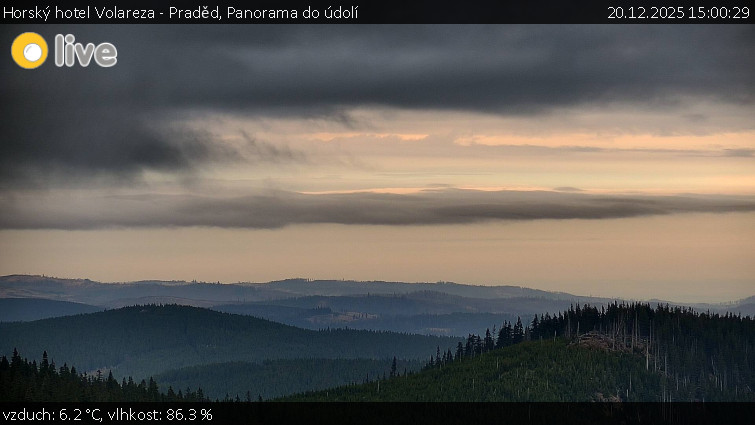 Horský hotel Volareza - Praděd - Panorama do údolí - 20.12.2025 v 15:00