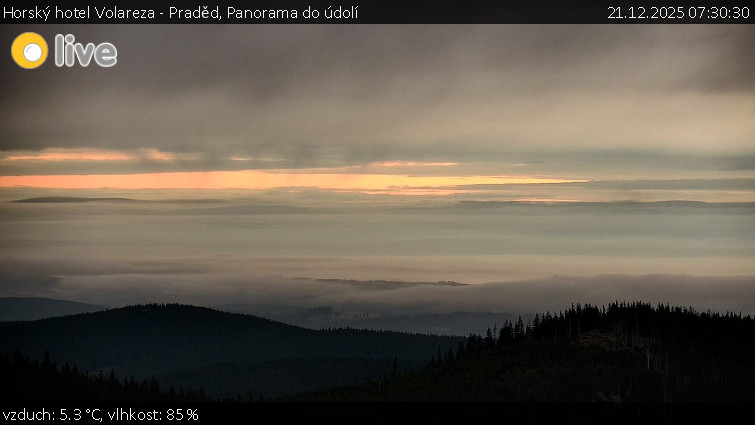 Horský hotel Volareza - Praděd - Panorama do údolí - 21.12.2025 v 07:30