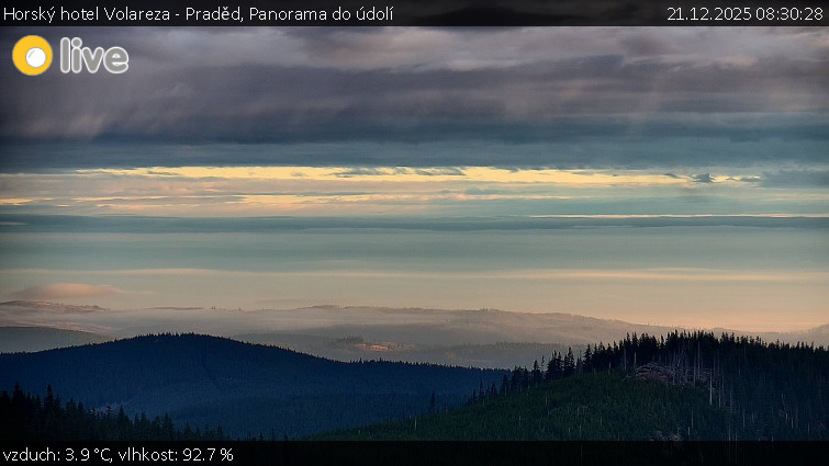 Horský hotel Volareza - Praděd - Panorama do údolí - 21.12.2025 v 08:30
