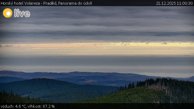 Horský hotel Volareza - Praděd - Panorama do údolí - 21.12.2025 v 11:00