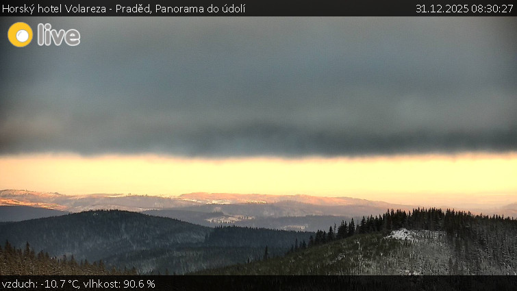 Horský hotel Volareza - Praděd - Panorama do údolí - 31.12.2025 v 08:30