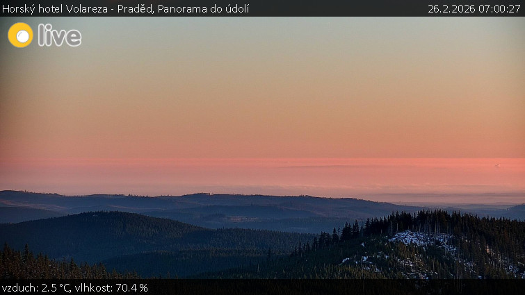 Horský hotel Volareza - Praděd - Panorama do údolí - 26.2.2026 v 07:00