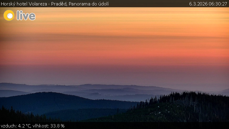 Horský hotel Volareza - Praděd - Panorama do údolí - 6.3.2026 v 06:30