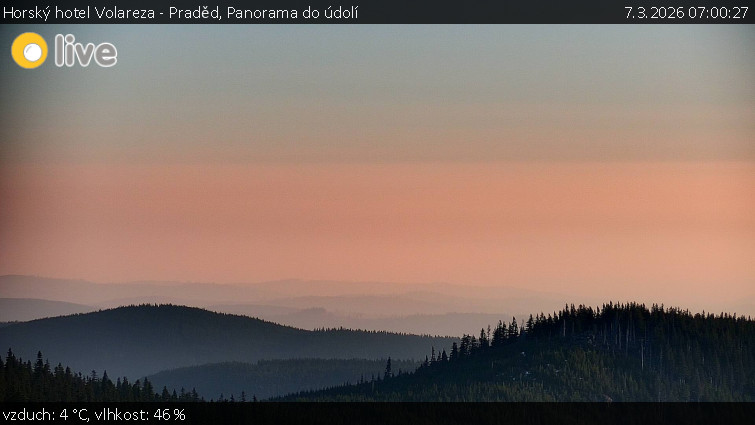 Horský hotel Volareza - Praděd - Panorama do údolí - 7.3.2026 v 07:00