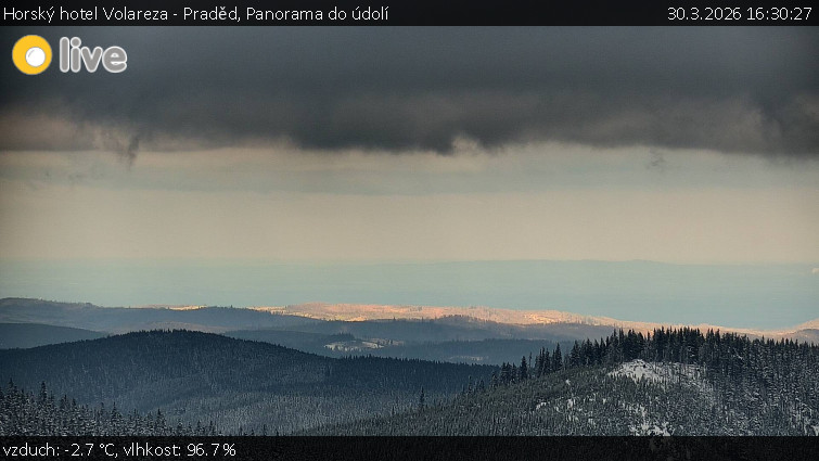 Horský hotel Volareza - Praděd - Panorama do údolí - 30.3.2026 v 16:30