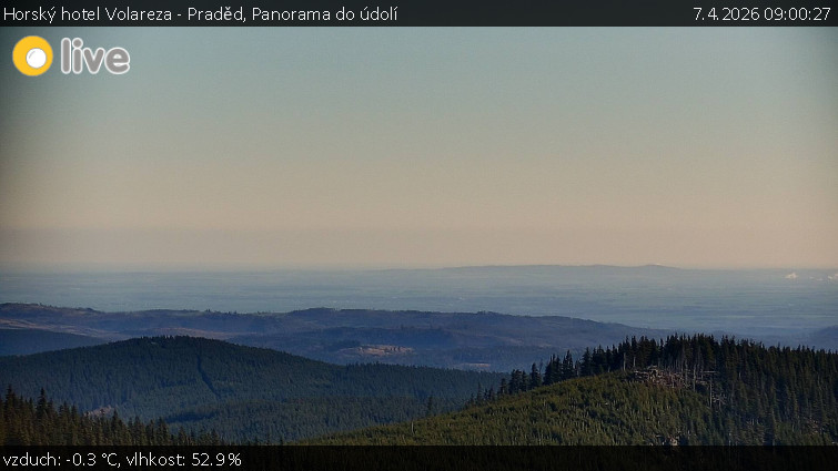 Horský hotel Volareza - Praděd - Panorama do údolí - 7.4.2026 v 09:00