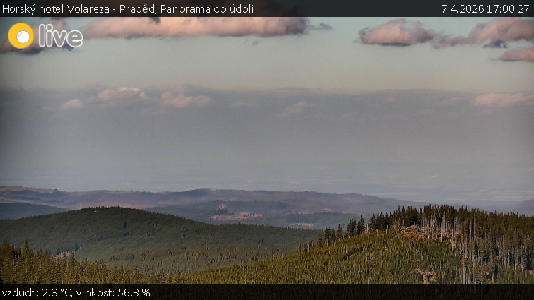 Horský hotel Volareza - Praděd - Panorama do údolí - 7.4.2026 v 17:00