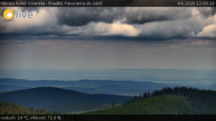 Horský hotel Volareza - Praděd - Panorama do údolí - 4.6.2026 v 12:00