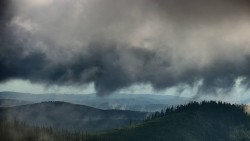 Panorama do údolí