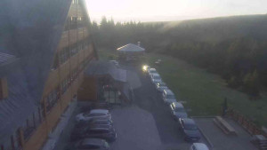Sporthotel Kurzovní - Parkoviště a hlavní vchod - 9.5.2025 v 05:55