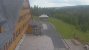 Sporthotel Kurzovní - Parkoviště a hlavní vchod - 24.6.2025 v 11:10