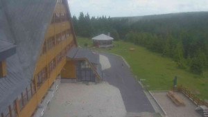 Sporthotel Kurzovní - Parkoviště a hlavní vchod - 24.6.2025 v 13:45