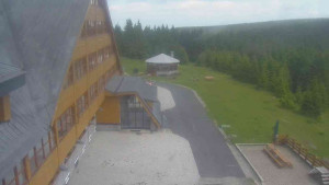 Sporthotel Kurzovní - Parkoviště a hlavní vchod - 24.6.2025 v 14:50