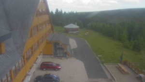 Sporthotel Kurzovní - Parkoviště a hlavní vchod - 25.6.2025 v 14:55