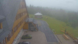 Sporthotel Kurzovní - Parkoviště a hlavní vchod - 7.7.2025 v 11:00
