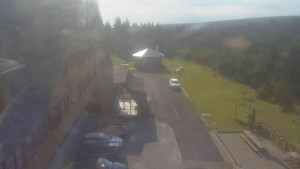 Sporthotel Kurzovní - Parkoviště a hlavní vchod - 14.7.2025 v 07:55