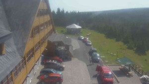 Sporthotel Kurzovní - Parkoviště a hlavní vchod - 15.8.2025 v 10:55
