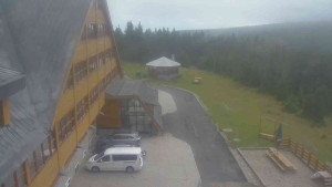 Sporthotel Kurzovní - Parkoviště a hlavní vchod - 17.9.2025 v 10:55