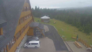 Sporthotel Kurzovní - Parkoviště a hlavní vchod - 17.9.2025 v 11:55
