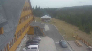 Sporthotel Kurzovní - Parkoviště a hlavní vchod - 15.11.2025 v 12:15 Sporthotel Kurzovní - Parkoviště a hlavní vchod - 15.11.2025 v 12:15