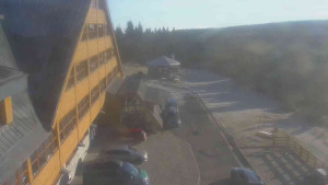 Sporthotel Kurzovní - Parkoviště a hlavní vchod - 14.12.2025 v 09:55 Sporthotel Kurzovní - Parkoviště a hlavní vchod - 14.12.2025 v 09:55