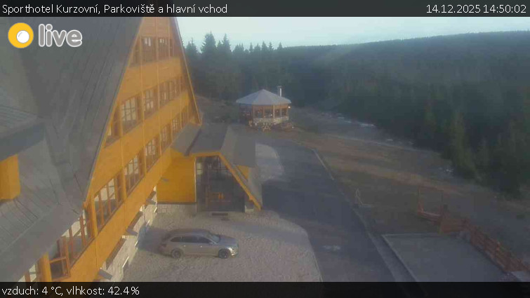 Sporthotel Kurzovní - Parkoviště a hlavní vchod - 14.12.2025 v 14:50
