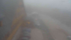 Parkoviště a hlavní vchod