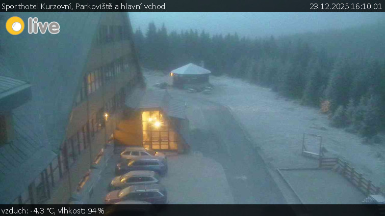 Sporthotel Kurzovní - Parkoviště a hlavní vchod - 23.12.2025 v 16:10