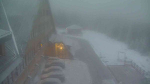 Sporthotel Kurzovní - Parkoviště a hlavní vchod - 24.12.2025 v 07:40