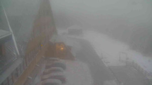 Sporthotel Kurzovní - Parkoviště a hlavní vchod - 24.12.2025 v 07:55