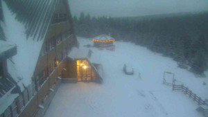 Sporthotel Kurzovní - Parkoviště a hlavní vchod - 31.12.2025 v 07:30