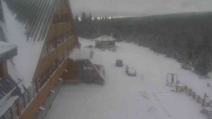 Sporthotel Kurzovní - Parkoviště a hlavní vchod - 31.12.2025 v 08:50