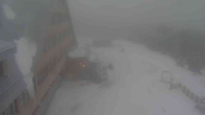 Sporthotel Kurzovní - Parkoviště a hlavní vchod - 23.1.2026 v 07:55 Sporthotel Kurzovní - Parkoviště a hlavní vchod - 23.1.2026 v 07:55