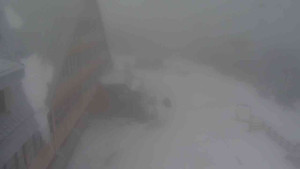 Sporthotel Kurzovní - Parkoviště a hlavní vchod - 23.1.2026 v 09:55 Sporthotel Kurzovní - Parkoviště a hlavní vchod - 23.1.2026 v 09:55