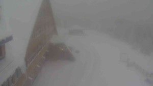 Sporthotel Kurzovní - Parkoviště a hlavní vchod - 30.1.2026 v 07:55