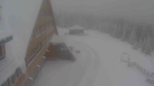 Sporthotel Kurzovní - Parkoviště a hlavní vchod - 30.1.2026 v 08:15