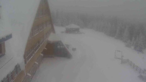 Sporthotel Kurzovní - Parkoviště a hlavní vchod - 30.1.2026 v 08:30