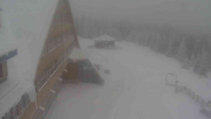 Sporthotel Kurzovní - Parkoviště a hlavní vchod - 30.1.2026 v 08:40