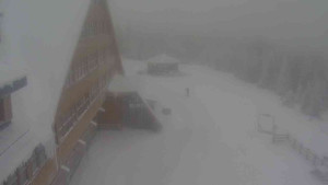 Sporthotel Kurzovní - Parkoviště a hlavní vchod - 30.1.2026 v 08:45