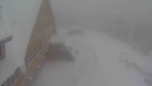 Sporthotel Kurzovní - Parkoviště a hlavní vchod - 30.1.2026 v 08:55