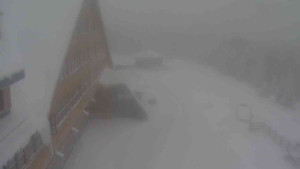 Sporthotel Kurzovní - Parkoviště a hlavní vchod - 30.1.2026 v 09:00