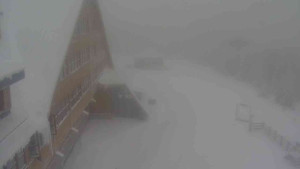 Sporthotel Kurzovní - Parkoviště a hlavní vchod - 30.1.2026 v 09:05