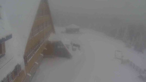 Sporthotel Kurzovní - Parkoviště a hlavní vchod - 30.1.2026 v 11:10