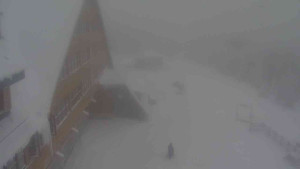 Sporthotel Kurzovní - Parkoviště a hlavní vchod - 30.1.2026 v 11:35