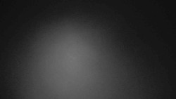 Parkoviště a hlavní vchod